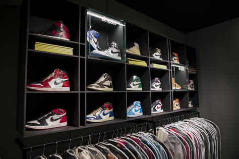 sneaker resell stores orlando.